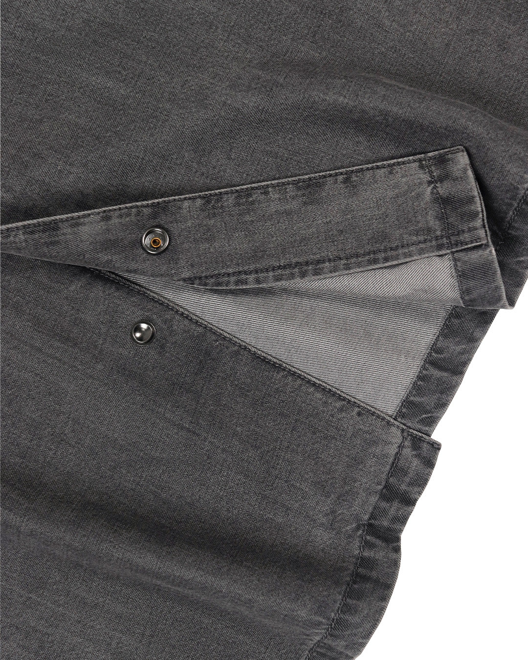 Denim short-sleeve shirt