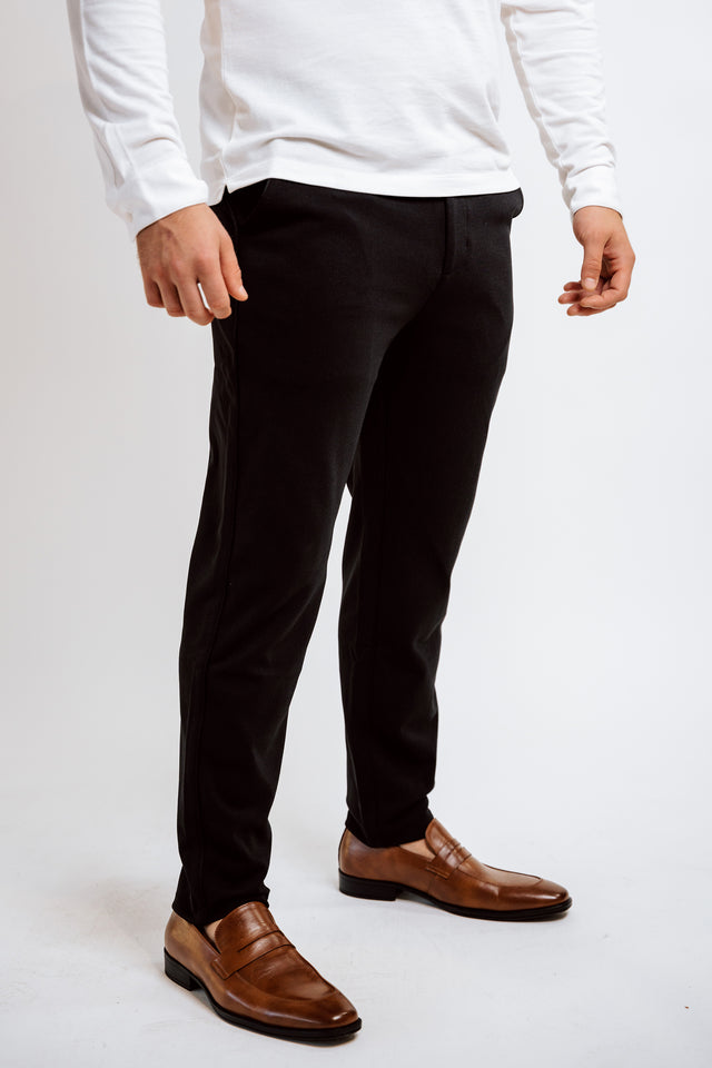 Iconic Knit Pants
