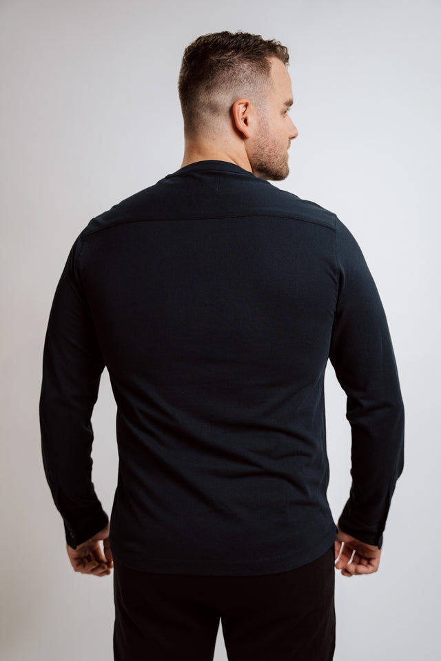 Long Sleeves V-Neck