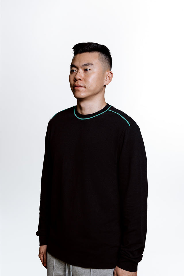 Pintuck Long Sleeves Crew Neck