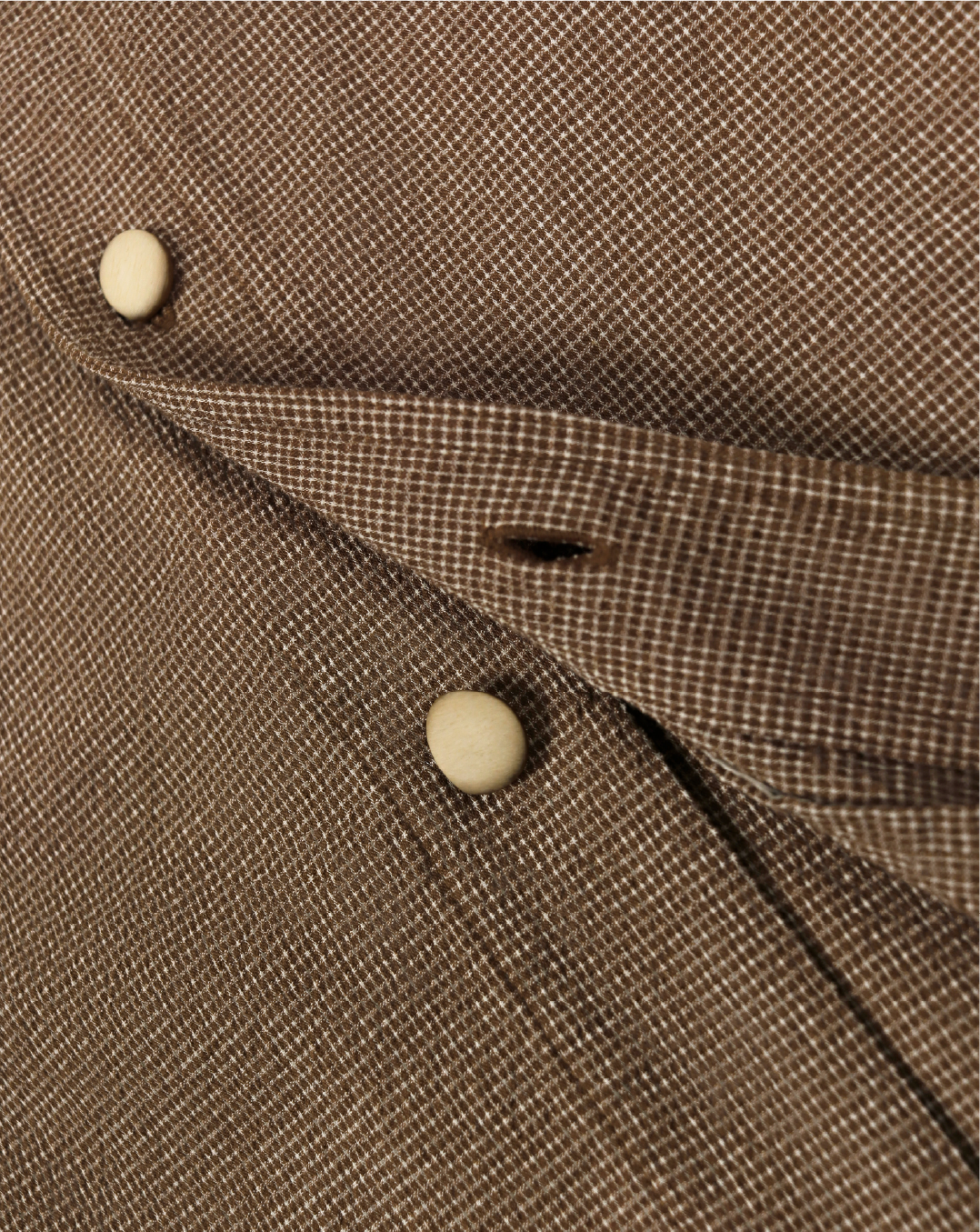 Woven short-sleeve shirt