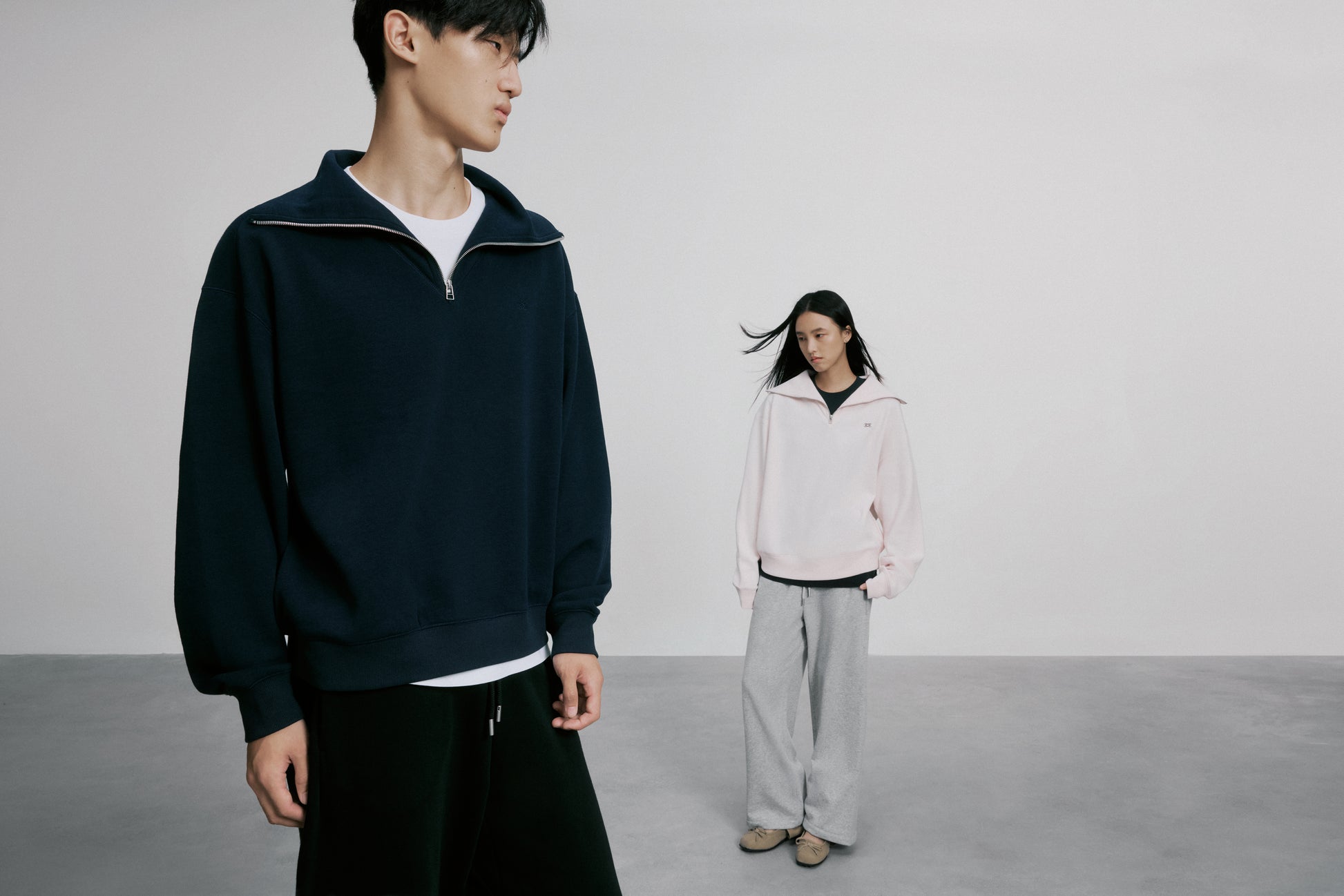 Straight-leg Relaxed Sweat Pants